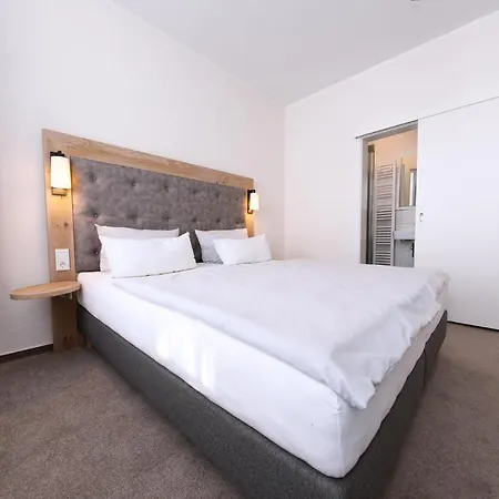 24/7 Selfcheckin Schmiedestrasse Pensionat 3*