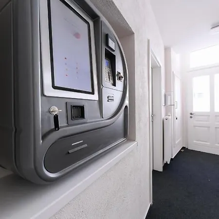 24/7 Selfcheckin Schmiedestrasse Guest house Leer