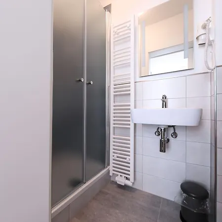 24/7 Selfcheckin Schmiedestrasse 3*