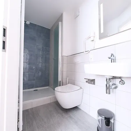 Pensionat 24/7 Selfcheckin Schmiedestrasse