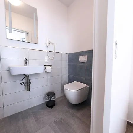 24/7 Selfcheckin Schmiedestrasse Leer